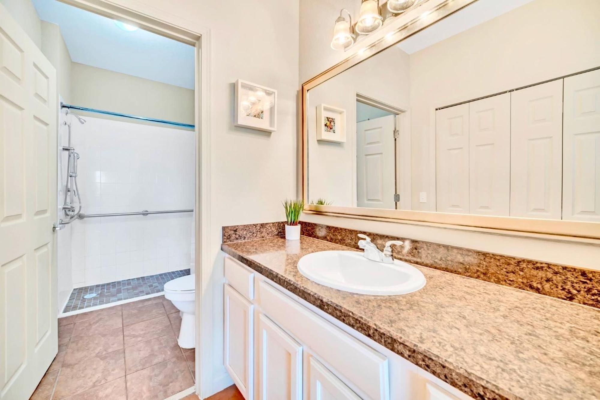 Spacious 2Br Condo With Pool & Hot Tub, Near Disney! Орландо Екстериор снимка
